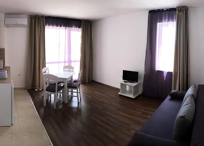 Sea Diamond Apartments
